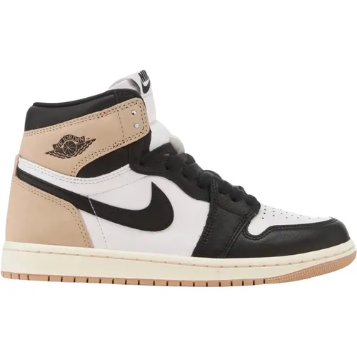 Limited Edition Retro High OG Latte Sneaker , female, Sizes: 7 1/2 UK, 7 UK, 9 UK, 8 UK, 3 UK, 5 1/2 UK, 4 1/2 UK, 10 UK, 3 1/2 UK, 6 UK, 5 UK, 2 1/2 - Nike - Modalova