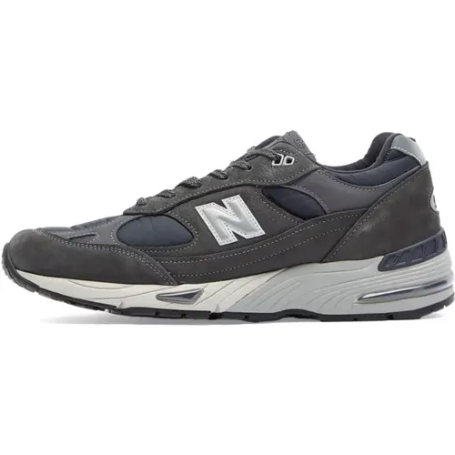 Classic Made in UK 991v1 Running Shoes , male, Sizes: 12 1/2 UK, 10 UK, 8 UK, 11 1/2 UK - New Balance - Modalova