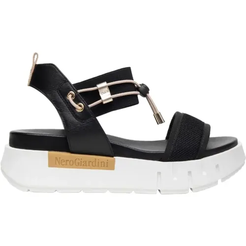 Casual Schwarze Leder Damen Sandalen , Damen, Größe: 37 EU - Nerogiardini - Modalova