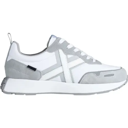 White Sneakers Xemine Sporty Elegance , male, Sizes: 8 UK - Munich - Modalova