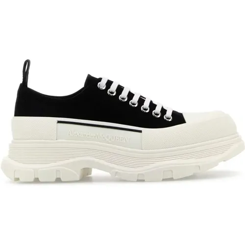 Canvas Tread Slick Sneakers , male, Sizes: 10 UK, 7 UK, 6 UK, 9 UK, 11 UK, 8 UK - alexander mcqueen - Modalova