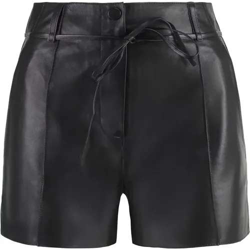 Stylische Leder Shorts mit Gürtel - Yves Salomon - Modalova