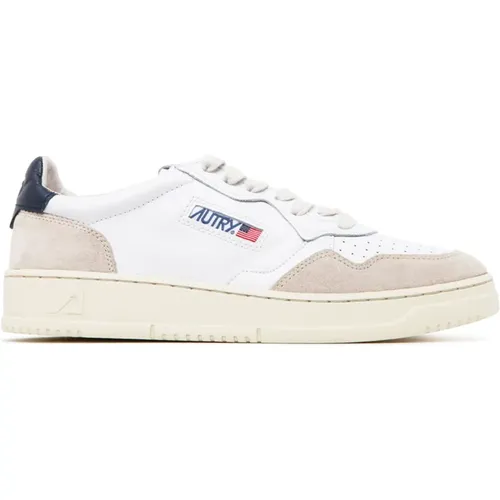 Suede Leather Medalist Low Top Sneakers - Autry - Modalova