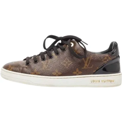 Pre-owned Coated canvas sneakers , female, Sizes: 2 UK - Louis Vuitton Vintage - Modalova