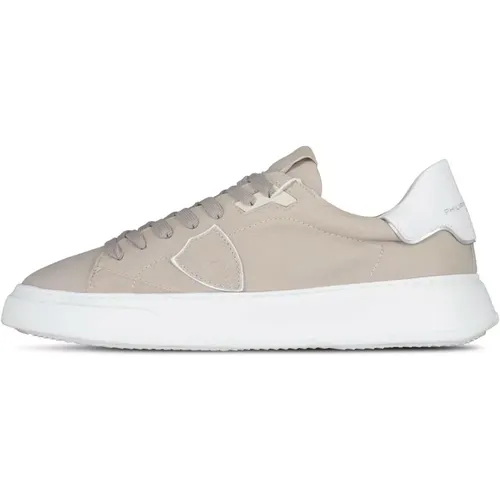 Low Temple Leather Sneakers Made in Italy , male, Sizes: 7 UK, 11 UK, 8 UK - Philippe Model - Modalova