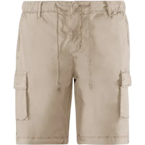 Comfy Cargo Bermuda Shorts , male, Sizes: XL, S, M, 2XL, XS, L - BomBoogie - Modalova