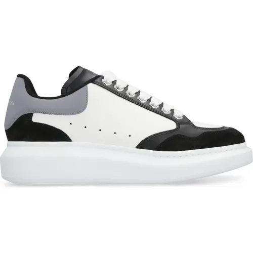 Chunky Sole Leder Sneakers mit Wildleder Einsätzen , Damen, Größe: 36 1/2 EU - alexander mcqueen - Modalova