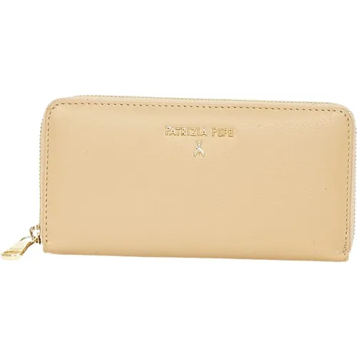 Zip Around Wallet with Golden Fly Decoration , female, Sizes: ONE SIZE - PATRIZIA PEPE - Modalova