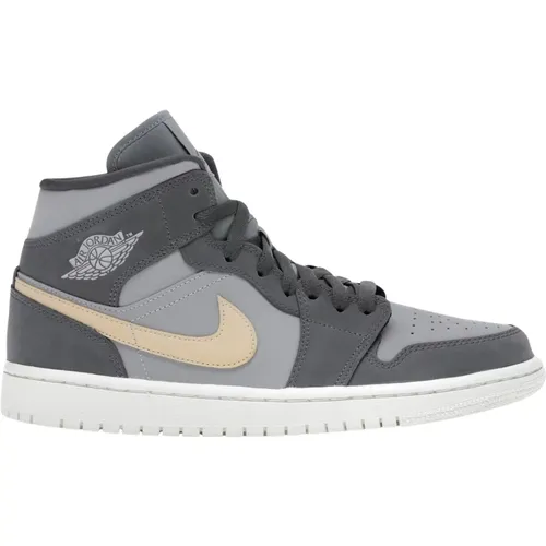 Limitierte Auflage Air Jordan 1 Mid , Damen, Größe: 38 EU - Nike - Modalova