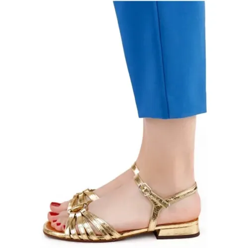 Flat Sandals , female, Sizes: 4 UK, 6 UK - Chie Mihara - Modalova