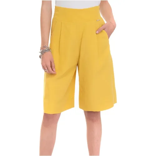 Comfortable Stylish Long Bermuda Shorts , female, Sizes: L - Liu Jo - Modalova