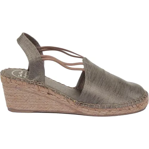 Taupe Silk Wedge Sandal , female, Sizes: 9 UK, 8 UK - Toni Pons - Modalova