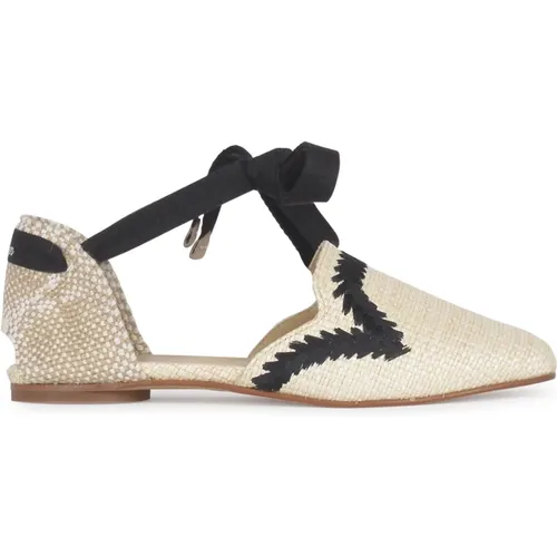 Flat Shoes Goya/201 , female, Sizes: 5 UK, 6 UK, 4 UK, 3 UK - Castañer - Modalova