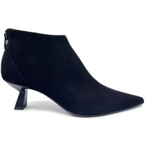 Suede Ankle Boot with Zipper - Made in Italy , female, Sizes: 6 UK, 5 UK, 3 UK, 4 UK - Roberto Festa - Modalova