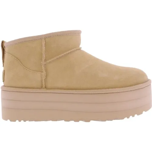 Klassische Ultra Mini Plateaustiefel , Damen, Größe: 42 EU - Ugg - Modalova