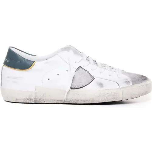 Green Low Calfskin Sneakers , male, Sizes: 6 UK, 7 UK - Philippe Model - Modalova