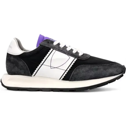 Italian Leather Sneakers with Embroidered Logo , female, Sizes: 4 UK, 5 UK, 7 UK, 6 UK - Philippe Model - Modalova