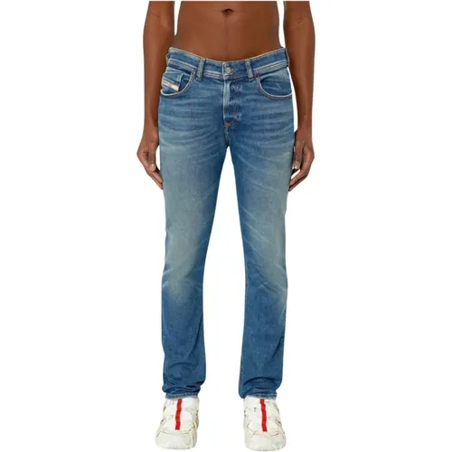 Niedrig geschnittene Skinny Stretch Jeans - Blau , Herren, Größe: W31 L32 - Diesel - Modalova