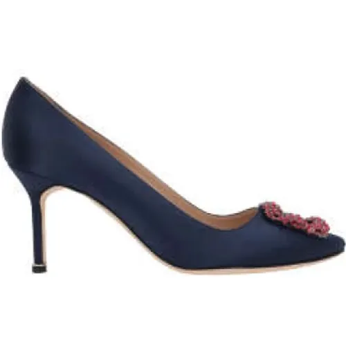 Silk Satin Heeled Décolleté with Jewel Buckle , female, Sizes: 3 1/2 UK - Manolo Blahnik - Modalova