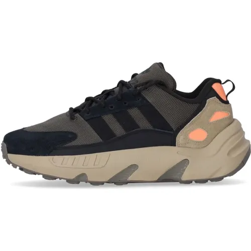 Boost Low-Top Sneaker Shadow Olive/Grün/Orange , Herren, Größe: 42 EU - Adidas - Modalova