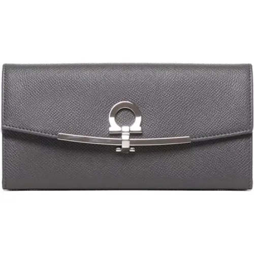 Hammered Calfskin Continental Wallet , female, Sizes: ONE SIZE - Salvatore Ferragamo - Modalova