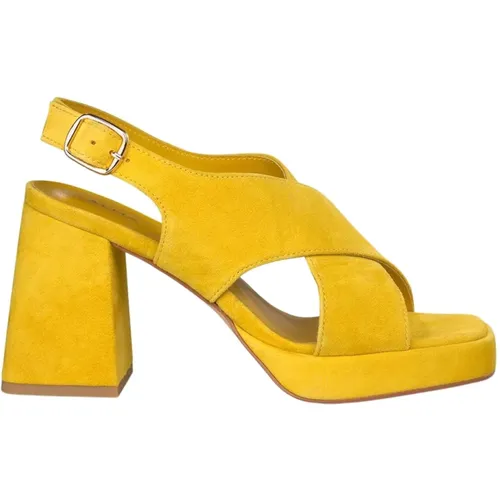 Cross Strap Square Heel Sandal , female, Sizes: 4 UK - Alma en Pena - Modalova