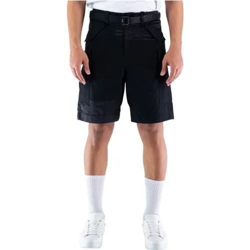 Casual Shorts , male, Sizes: M, L, S - Sacai - Modalova