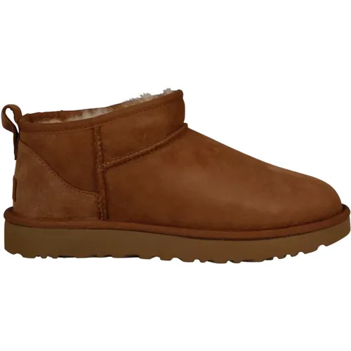 Klassische Ultra Mini Wildlederstiefel - Ugg - Modalova