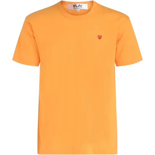 Gelbes T-Shirt mit Mini Roter Herz , Herren, Größe: L - Comme des Garçons Play - Modalova