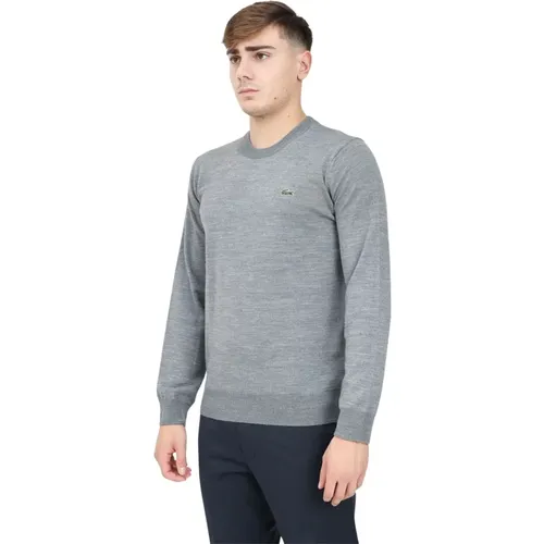 Grauer Rundhalspullover Essential Minimalistischer Stil , Herren, Größe: M - Lacoste - Modalova