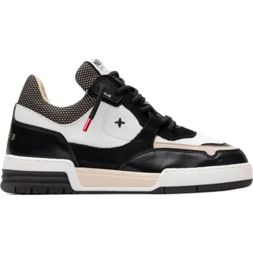 Black and White Apple Skin Trainer , male, Sizes: 8 UK - Newlab - Modalova