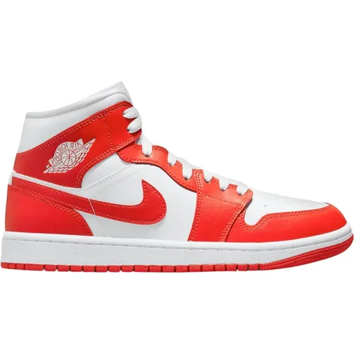 Limited Edition Air Jordan 1 Mid , male, Sizes: 4 UK, 6 1/2 UK, 10 1/2 UK, 1 1/2 UK, 5 UK, 8 UK, 4 1/2 UK, 8 1/2 UK, 3 1/2 UK, 10 UK, 7 UK, 2 1/2 UK, - Nike - Modalova