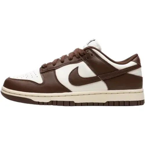 Cacao Wow Sneakers , male, Sizes: 8 UK - Nike - Modalova