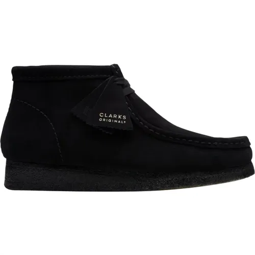 Schwarze Wildleder Wallabee Stiefel , Herren, Größe: 41 EU - Clarks - Modalova