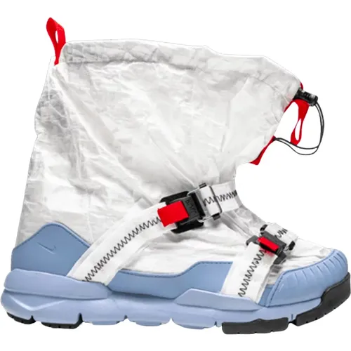 Limited Edition Mars Yard Overshoe 3.0 , male, Sizes: 10 1/2 UK, 9 UK, 11 1/2 UK, 7 UK, 5 UK, 8 UK, 14 1/2 UK, 4 UK, 13 1/2 UK, 12 UK, 6 UK, 2 UK, 6 1 - Nike - Modalova