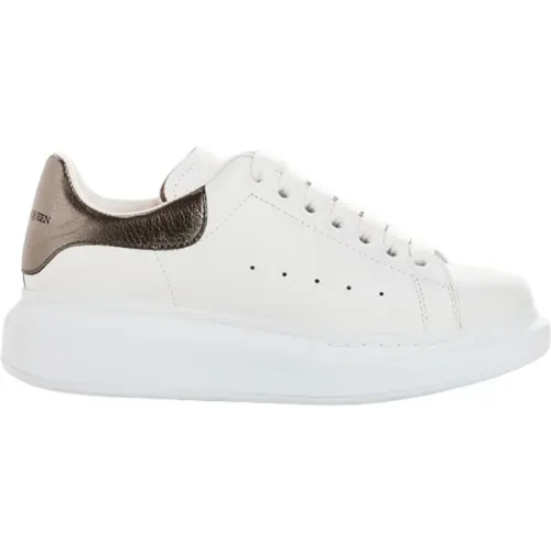 Iconic Oversized Lace-up Sneakers , male, Sizes: 6 UK - alexander mcqueen - Modalova