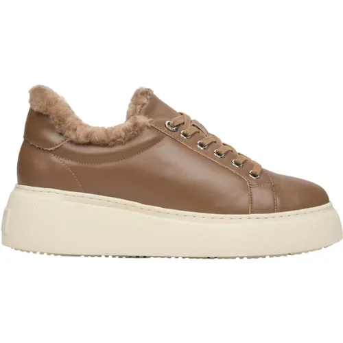 Damen Braune Leder- und Pelz-Low-Top-Sneaker für den Winter Er00112116 , Damen, Größe: 36 EU - Estro - Modalova