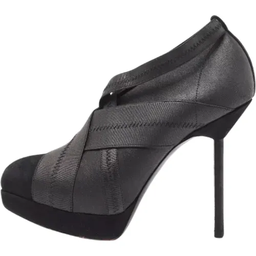 Pre-owned Suede boots , female, Sizes: 3 UK - Yves Saint Laurent Vintage - Modalova