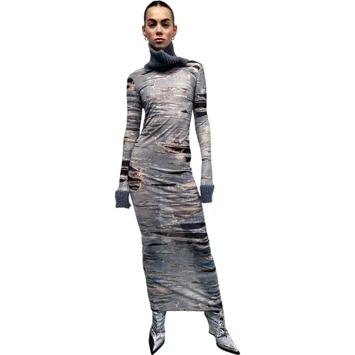 Langes figurbetontes Kleid mit ikonischem DenimMuster und hohem Kontrastkragen,Iconic Denim Muster Hoher Kragen Langes Kleid - John Richmond - Modalova