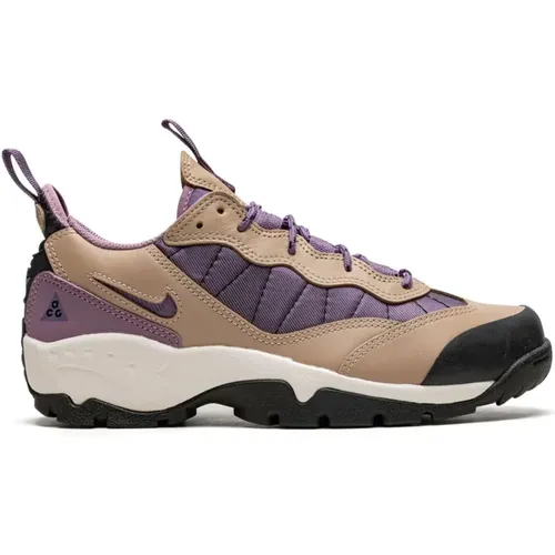 ACG Sneakers in Hemp/Canyon Purple - Nike - Modalova