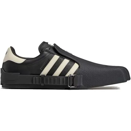 Klassische Shell Toe Sneakers , Herren, Größe: 39 1/2 EU - Adidas - Modalova