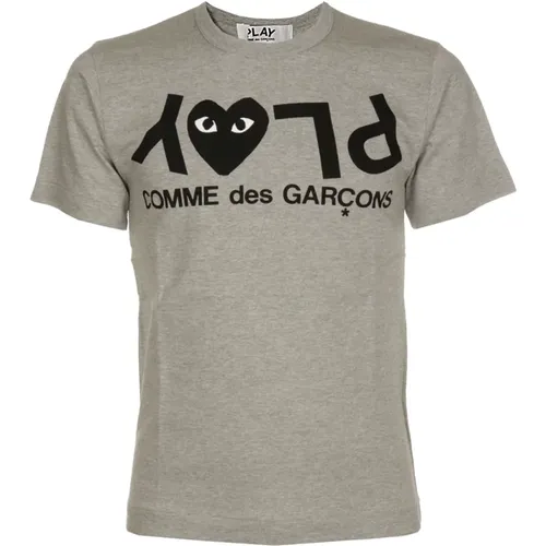 Graues Logo T-Shirt 100% Baumwolle Japan , Herren, Größe: M - Comme des Garçons Play - Modalova