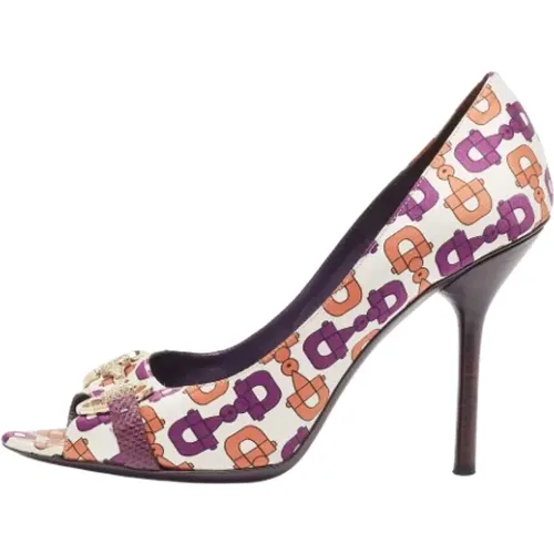 Pre-owned Satin heels , female, Sizes: 5 1/2 UK - Gucci Vintage - Modalova