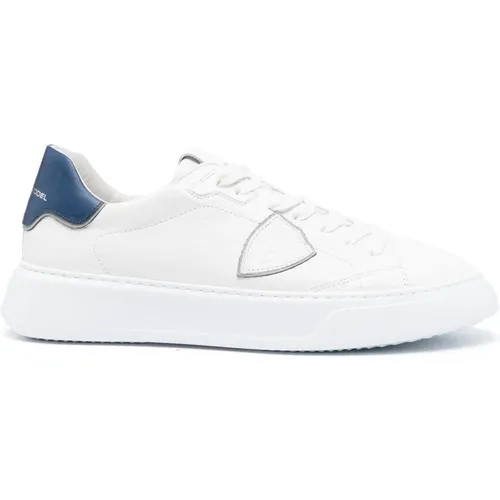 Blue Contrast Sneaker with Memory Foam , male, Sizes: 9 UK, 10 UK, 11 UK, 7 UK, 8 UK, 6 UK - Philippe Model - Modalova