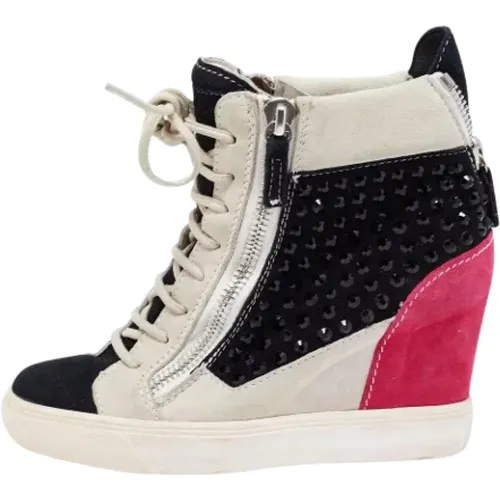 Pre-owned Suede sneakers , female, Sizes: 3 UK - Giuseppe Zanotti Pre-owned - Modalova