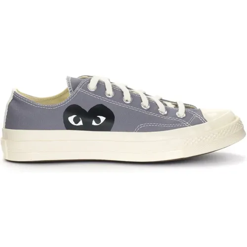 Grauer Canvas Low Top Sneaker mit Schwarzem Herz , Damen, Größe: 40 EU - Comme des Garçons Play - Modalova