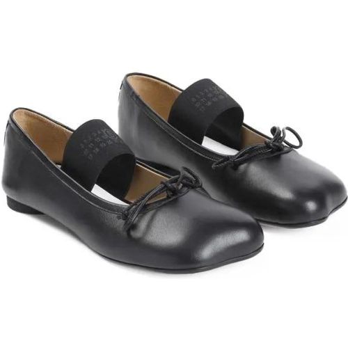 Loafers & Ballerinas - Black Ovine Leather Ballet Shoe - Gr. 40 (EU) - in - für Damen - MM6 Maison Margiela - Modalova