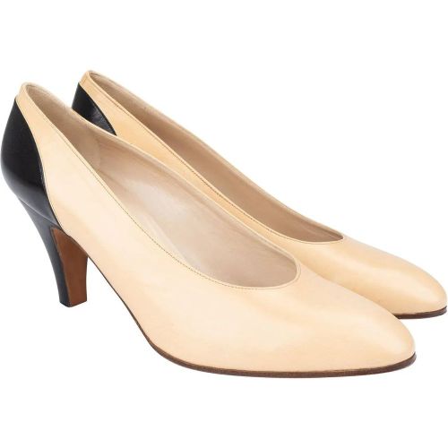 Hohe Schuhe - Bicolor Leather Heels (36 / 36,5) - Gr. ONE_SIZE - in - für Damen - Chanel - Modalova