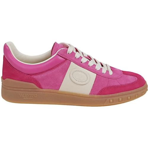 Low-Top Sneaker - Vibrant Calf Suede Sneakers - Gr. 39,5 (EU) - in Rosa - für Damen - Valentino Garavani - Modalova