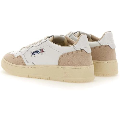 Low-Top Sneaker - Sneakers White White - Gr. 35 (EU) - in - für Damen - Autry International - Modalova